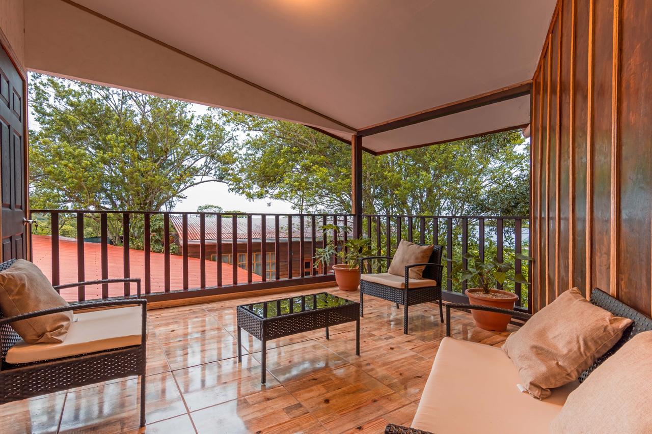 Monte Fresco Hostel Boutique Puntarenas Bagian luar foto