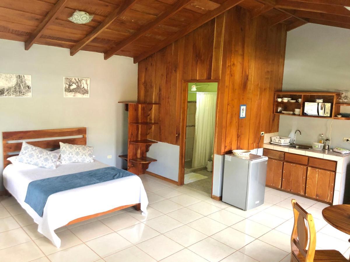 Monte Fresco Hostel Boutique Puntarenas Bagian luar foto